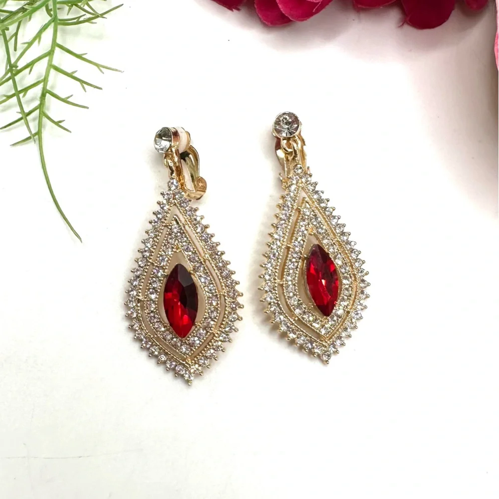 NEW⚜️Classy Ruby Red Crystal Drop Clip Earrings - Picture 1 of 7
